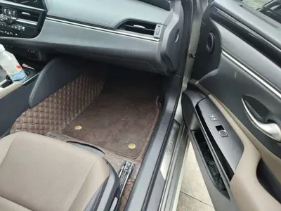 Lexus ES 2022, 77000 км, за 213900 CNY - фото 20