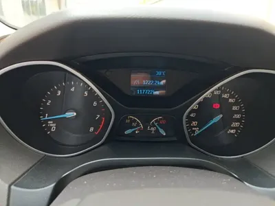 Ford Focus 2014, 117700 км, за 11200 CNY - фото 8
