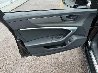 Audi A6L 2022, 69000 км, за 209000 CNY - фото 6