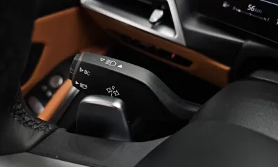 BMW 3-Series 2025, 5520 км, за 55900000 KRW - фото 29