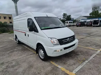 大通 V80 2023, 43500 км, за 82800 CNY