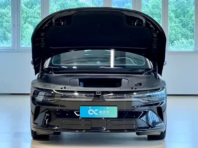 Zeekr 极氪007GT 2025, 14500 км, за 164800 CNY - фото 15