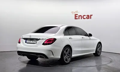Mercedes-Benz C-Class 2021, 46847 км, за 28000000 KRW - фото 2