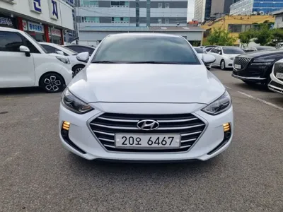 Hyundai Avante 2017, 65844 км, за 10300000 KRW