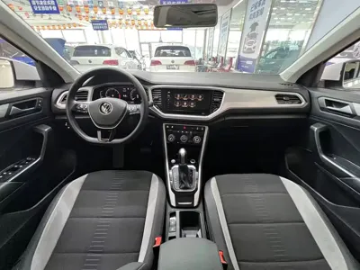 Volkswagen T-Roc 2022, 30800 км, за 95800 CNY - фото 9