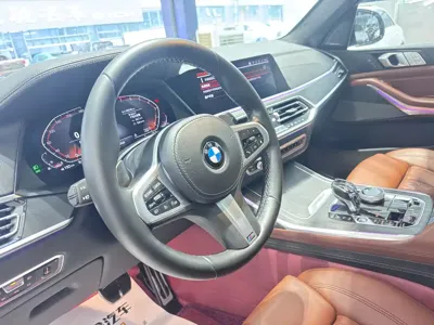 BMW X7 2019, 65000 км, за 396000 CNY - фото 7