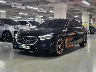 Mercedes-Benz E-Class · 2024 год