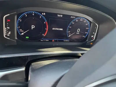 Volkswagen Passat 2022, 100000 км, за 88000 CNY