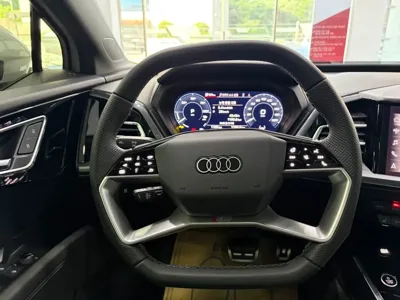 Audi Q4 e-tron 2026, 1199 км, за 51000000 KRW - фото 12