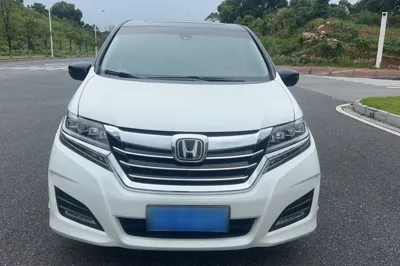 Honda Elysion 2016, 131700 км, за 126190.7 CNY
