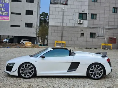Audi R8 2015, 61500 км, за 90000000 KRW