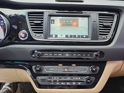 Kia Canival 2016, 131513 км, за 15500000 KRW - фото 10