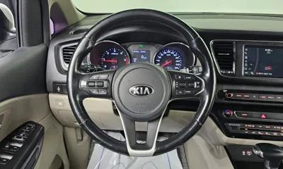 Kia Canival 2019, 151905 км, за 9500000 KRW - фото 15