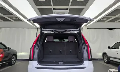 Cadillac Escalade 2023, 65875 км, за 88000000 KRW - фото 20