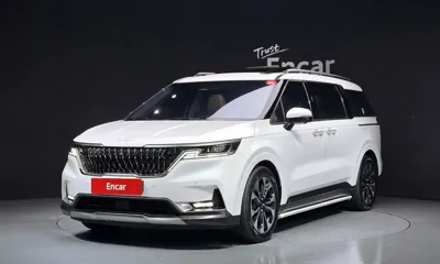 Kia Canival · 2023 год