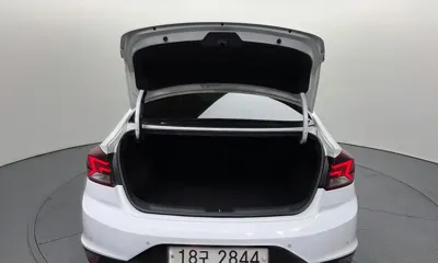 Hyundai Avante 2020, 62987 км, за 15400000 KRW - фото 20
