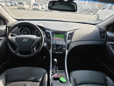 Hyundai Sonata 2010, 143900 км, за 3900000 KRW - фото 7