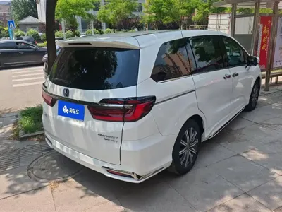 Honda Odyssey 2023, 78500 км, за 137000 CNY