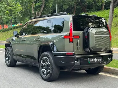 Mengshi 猛士M817 2025, 15000 км, за 249800 CNY