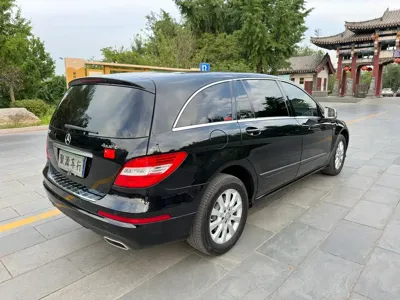 Mercedes-Benz R-Class 2017, 131800 км, за 99800 CNY