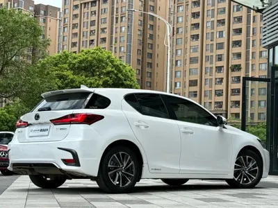 Lexus CT 2018, 40000 км, за 106800 CNY - фото 6