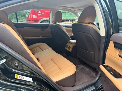 Lexus ES 2017, 130000 км, за 125800 CNY - фото 6