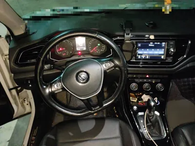 Volkswagen T-Roc 2018, 131800 км, за 61583.54 CNY - фото 9