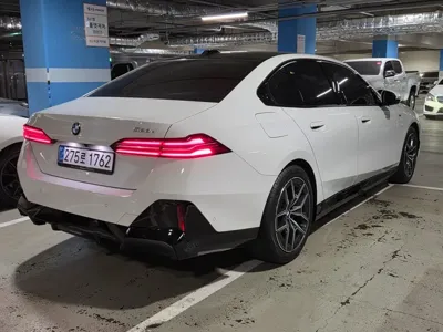 BMW 5-Series 2025, 9190 км, за 62500000 KRW
