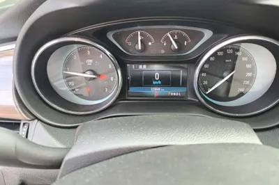 Buick Envision 2017, 123000 км, за 46921.44 CNY - фото 14