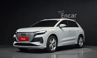 Audi Q4 e-tron · 2023 год