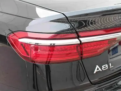 Audi A8 2022, 64500 км, за 345000 CNY - фото 9