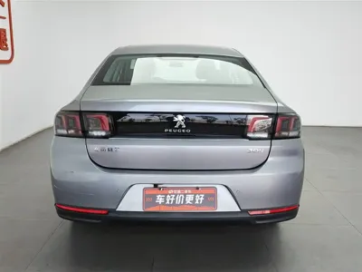 Peugeot 308 2017, 94300 км, за 22900 CNY