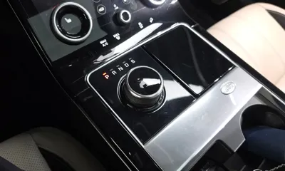 Land Rover Range Rover Velar 2018, 85684 км, за 31990000 KRW - фото 9
