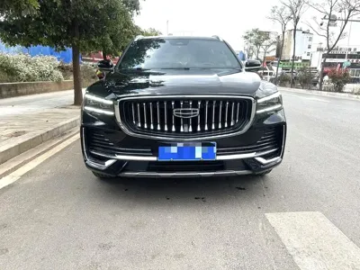 Geely Xingyue L 2021, 26000 км, за 61800 CNY
