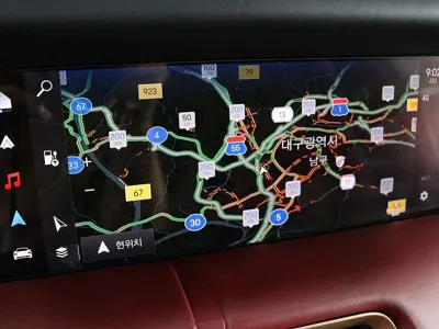 Porsche Taycan 2025, 24823 км, за 117000000 KRW - фото 9