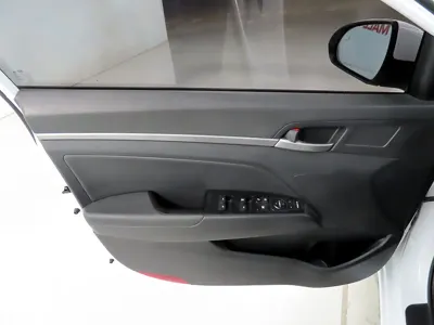 Hyundai Avante 2018, 77281 км, за 11200000 KRW - фото 14