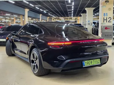 Porsche Taycan 2025, 29000 км, за 123000000 KRW