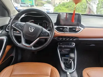 Baojun 510 2017, 86000 км, за 18700 CNY - фото 6