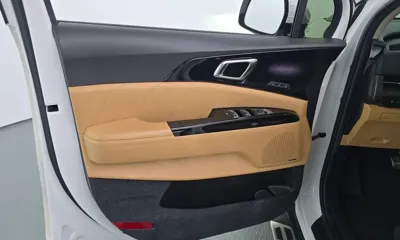 Kia Canival 2021, 91802 км, за 24200000 KRW - фото 24