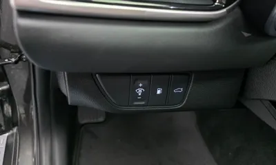 Genesis G70 2025, 15596 км, за 35900000 KRW - фото 29
