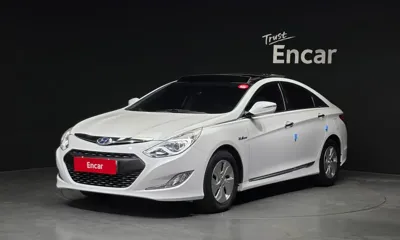 Hyundai Sonata · 2015 год