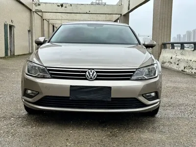 Volkswagen Lamando 2016, 120000 км, за 28300 CNY