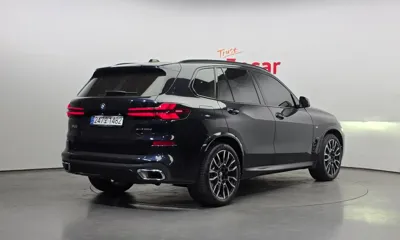 BMW X5 2025, 8570 км, за 136500000 KRW