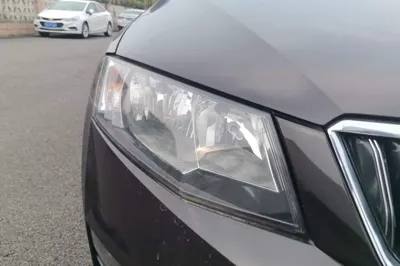 Skoda Octavia 2017, 69900 км, за 33146.9 CNY - фото 7