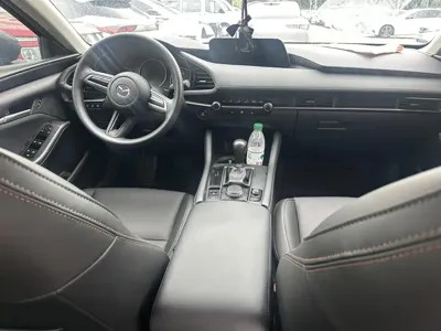 Mazda 3 Axela 2023, 30000 км, за 56000 CNY