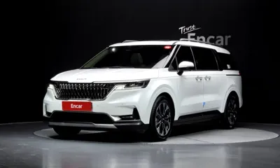 Kia Canival · 2023 год