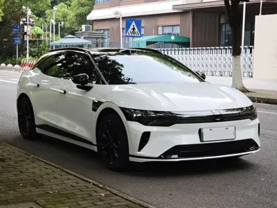 Zeekr 极氪007GT 2025, 47000 км, за 159900 CNY