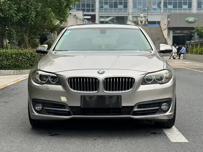 BMW 5 Series 2016, 207900 км, за 53800 CNY
