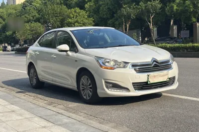 Citroen C4L 2015, 27700 км, за 38821.33 CNY