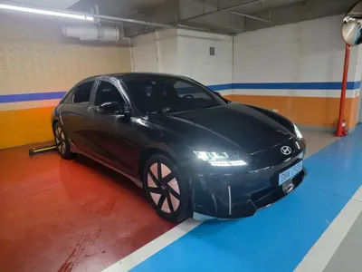 Hyundai Ioniq6 · 2023 год